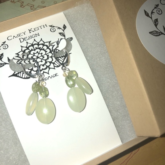 Easy Being Green Earrings - Picture 4 of 7